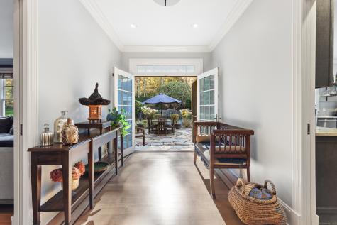 6 Winthrop Hills Weston CT 06883
