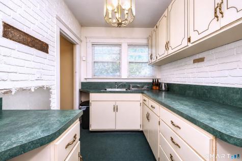 31 Boylston Street West Haven CT 06516