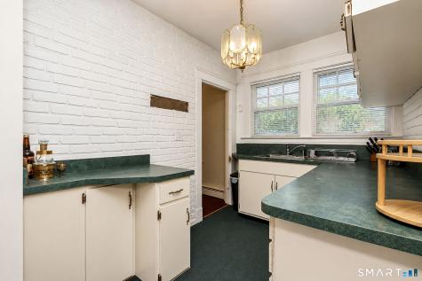 31 Boylston Street West Haven CT 06516