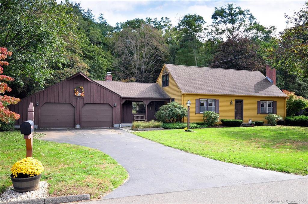 11 Maureen Drive Simsbury CT 06070