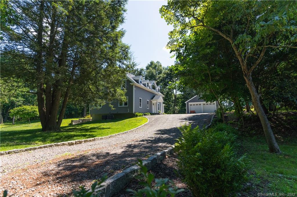 13 Little Brook Lane Newtown CT 06470