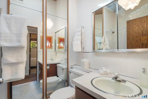 114 Pequot Lane New Canaan CT 06840