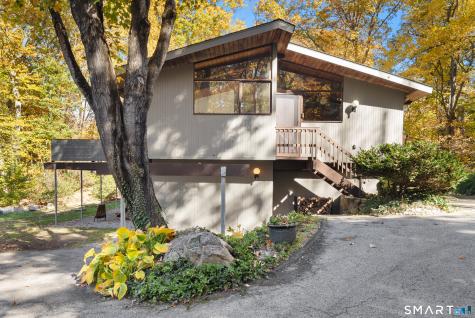 114 Pequot Lane New Canaan CT 06840
