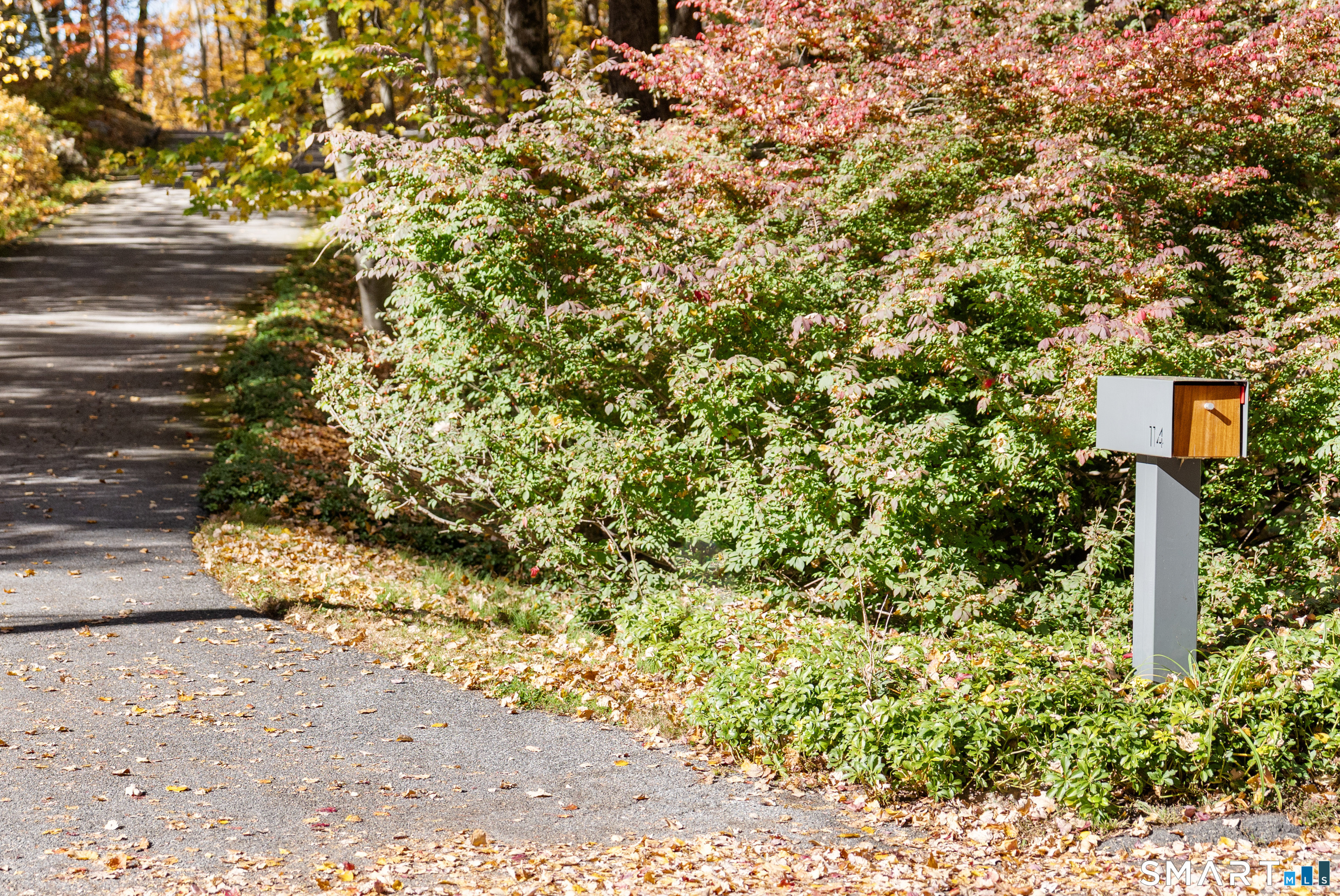 114 Pequot Lane New Canaan CT 06840