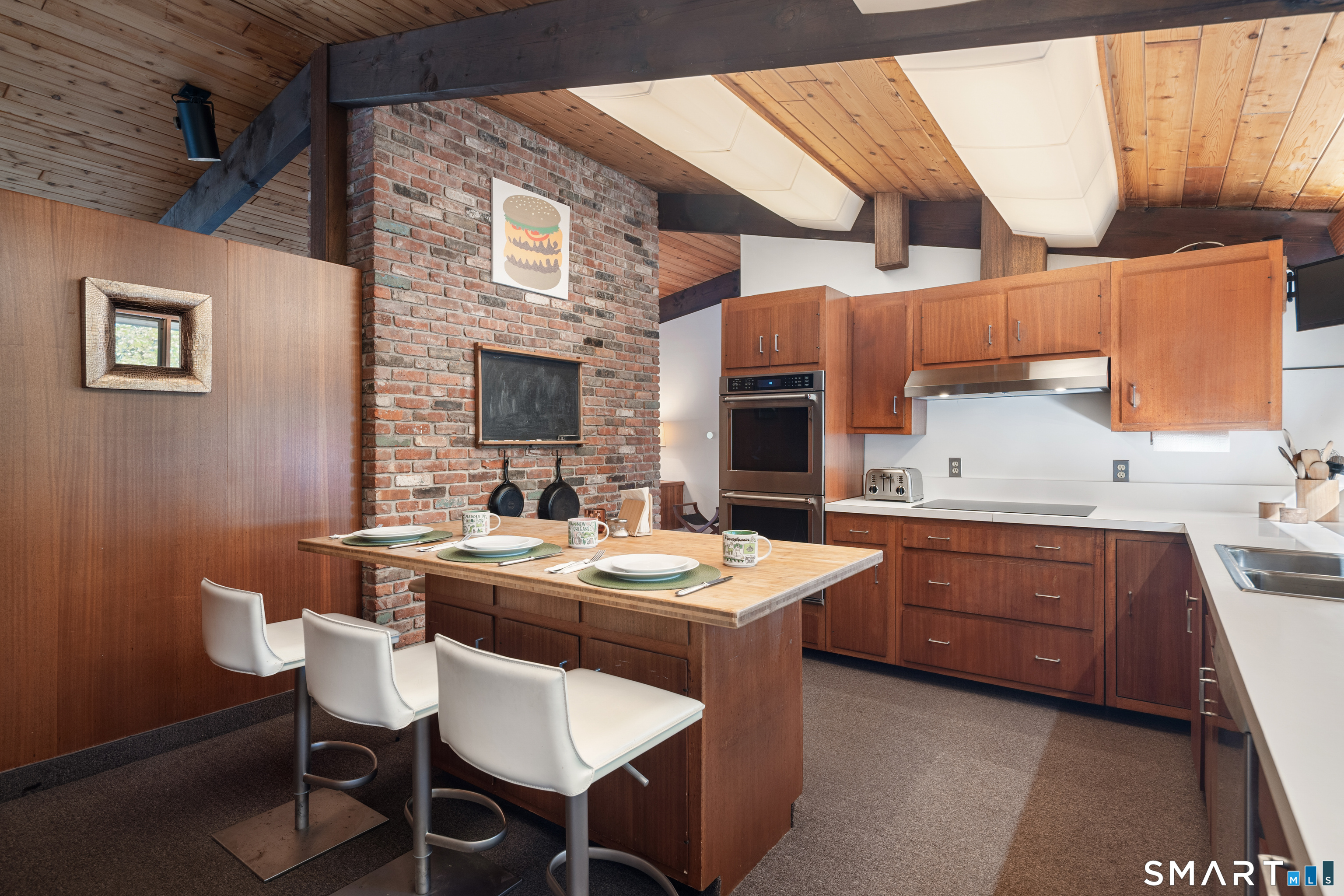 114 Pequot Lane New Canaan CT 06840