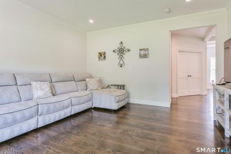 4 Darcangelo Drive Brookfield CT 06804