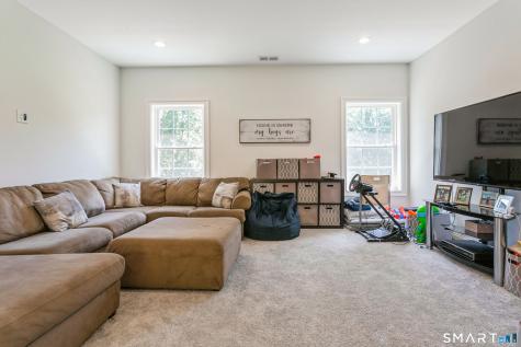 4 Darcangelo Drive Brookfield CT 06804
