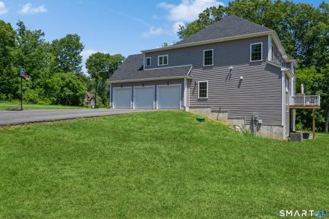 4 Darcangelo Drive Brookfield CT 06804