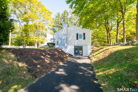 3 Pattagansett Court East Lyme CT 06333