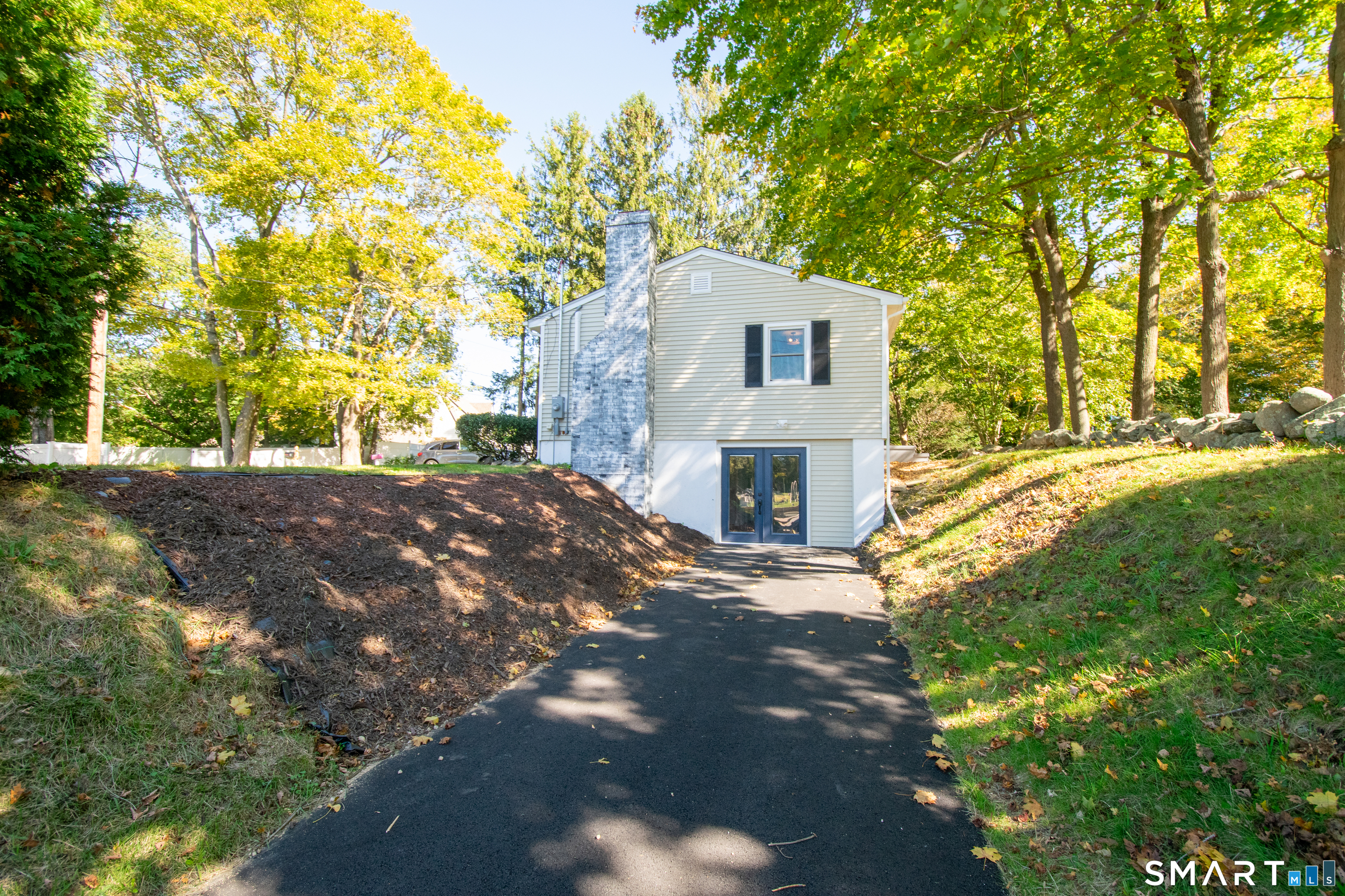3 Pattagansett Court East Lyme CT 06333