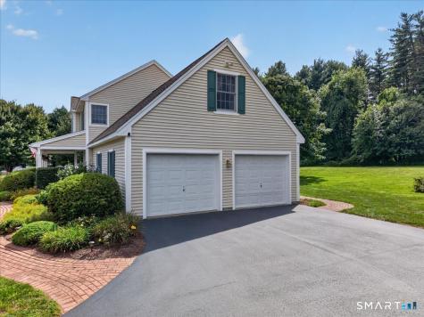 13 High Field Lane Chester CT 06412