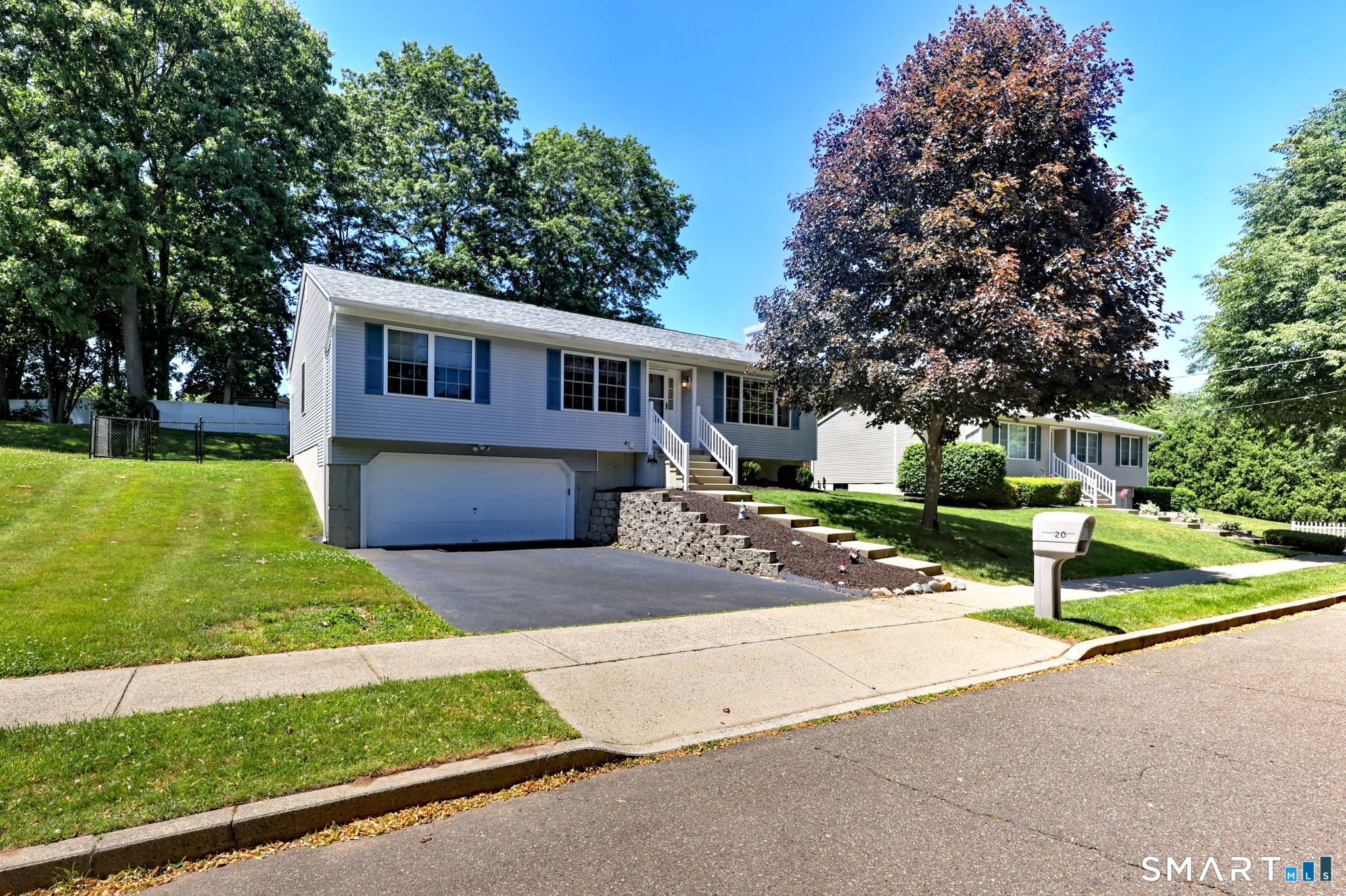 20 Down Draft Circle West Haven CT 06516