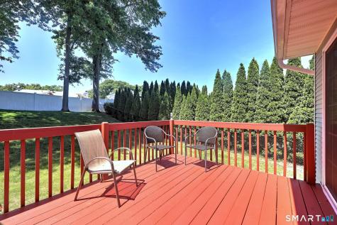 20 Down Draft Circle West Haven CT 06516