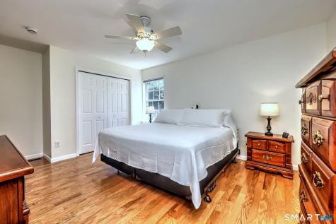 20 Down Draft Circle West Haven CT 06516