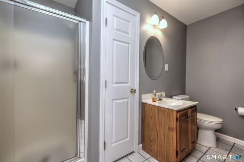 20 Down Draft Circle West Haven CT 06516