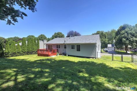 20 Down Draft Circle West Haven CT 06516