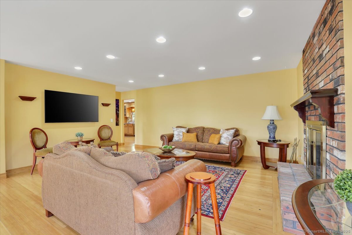 180 Batterson Park Road Farmington CT 06032