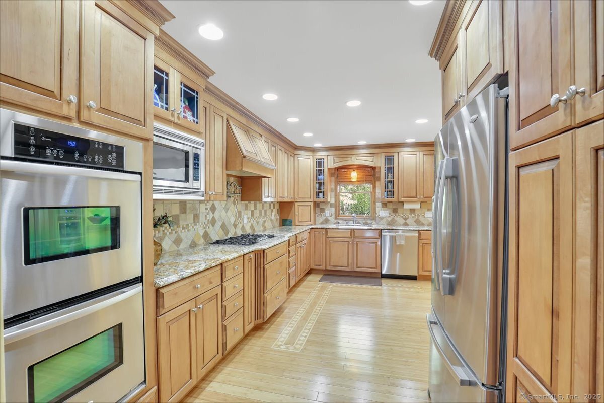 180 Batterson Park Road Farmington CT 06032