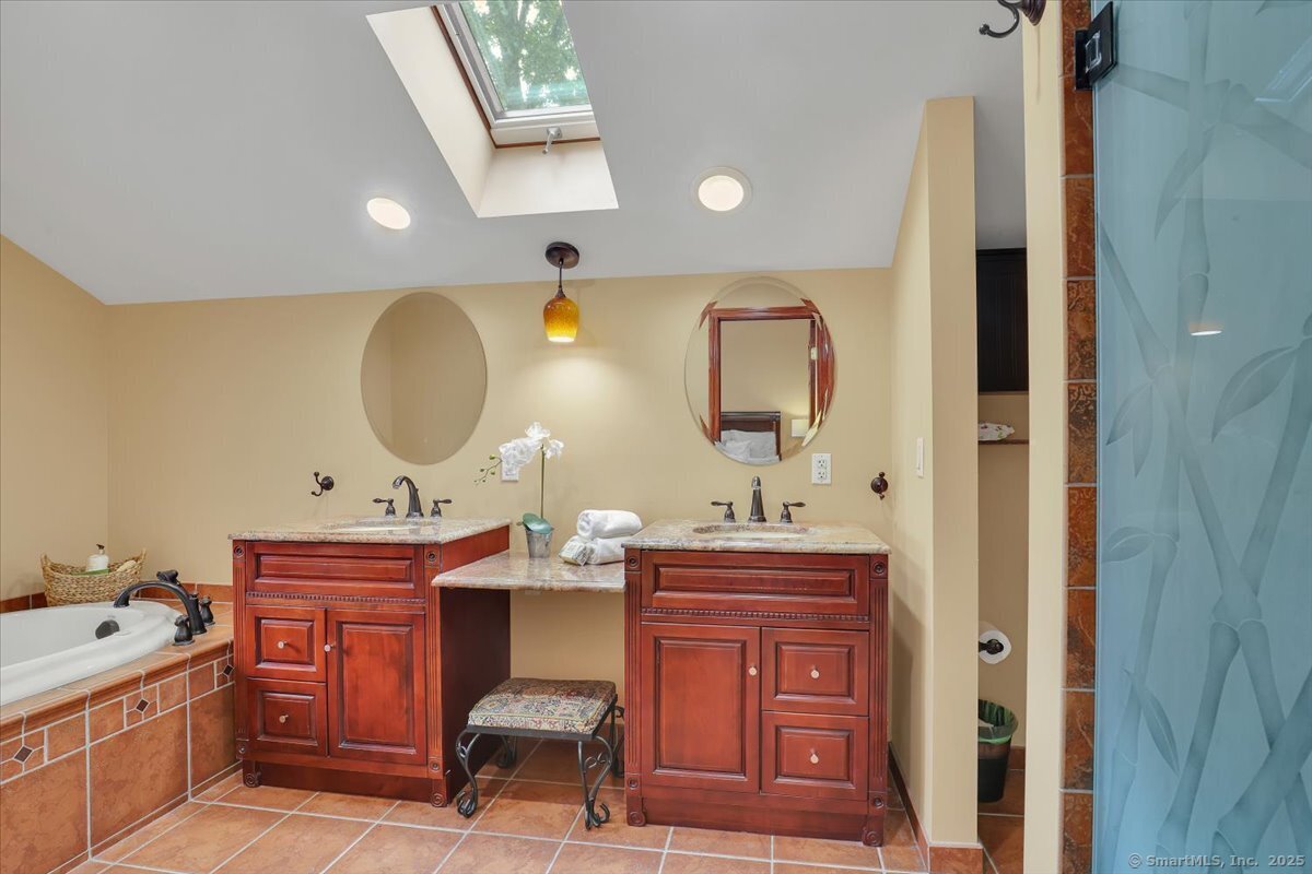 180 Batterson Park Road Farmington CT 06032