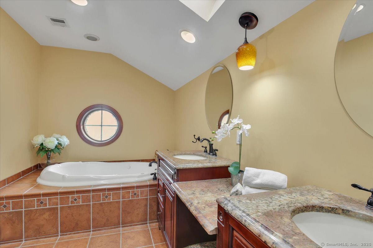 180 Batterson Park Road Farmington CT 06032