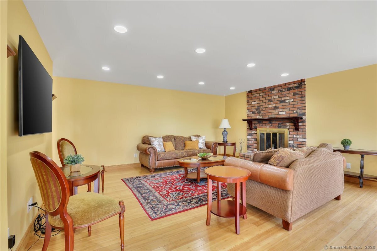 180 Batterson Park Road Farmington CT 06032