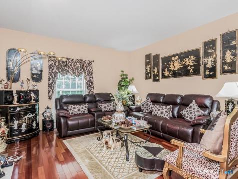 957 Roxbury Road Southbury CT 06488