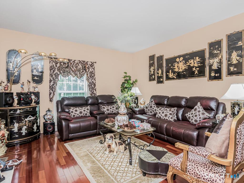 957 Roxbury Road Southbury CT 06488