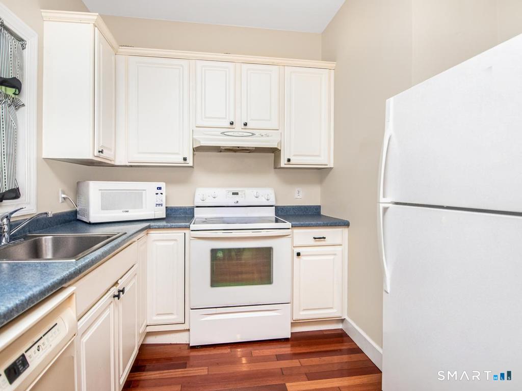 957 Roxbury Road Southbury CT 06488