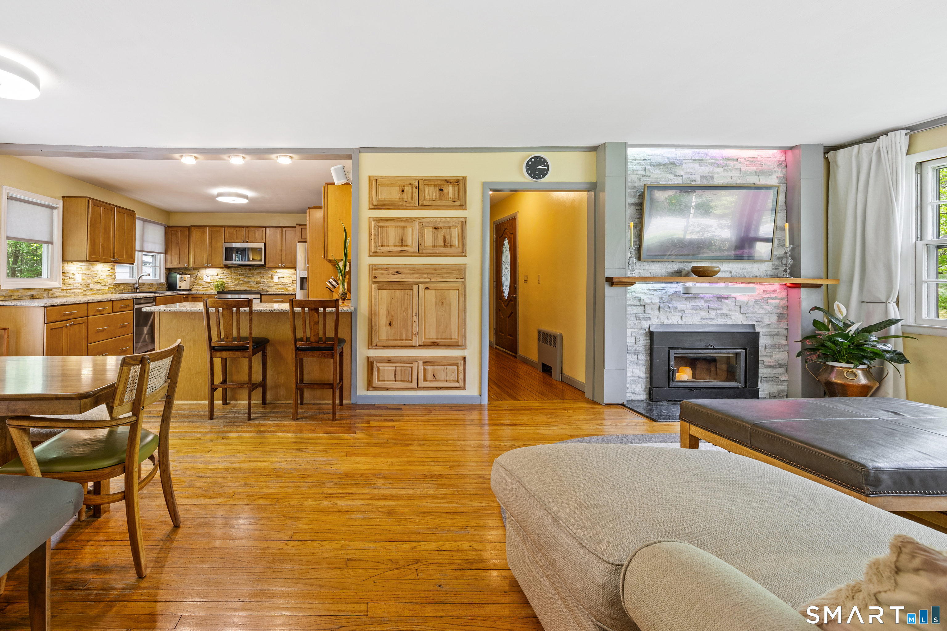 1067 Litchfield Turnpike New Hartford CT 06057