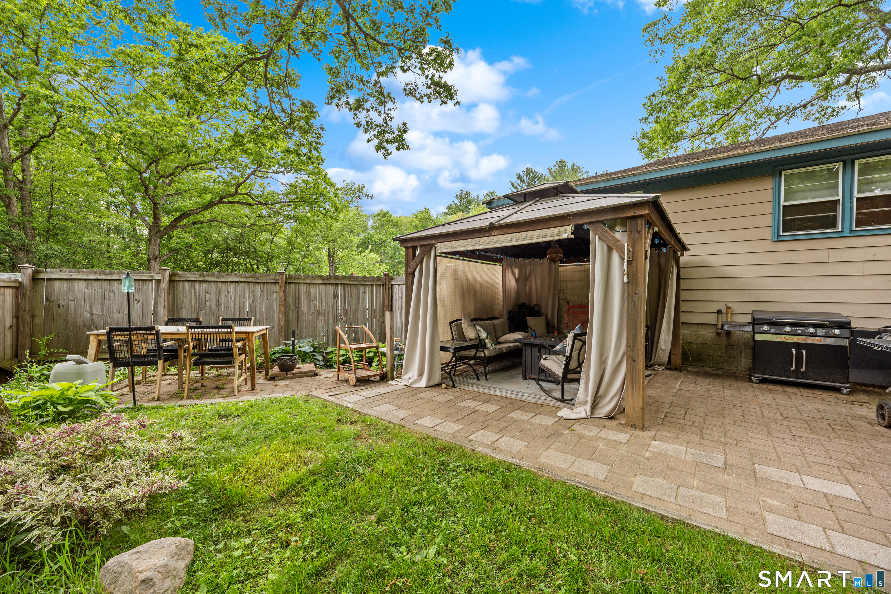 1067 Litchfield Turnpike New Hartford CT 06057