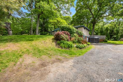 1067 Litchfield Turnpike New Hartford CT 06057
