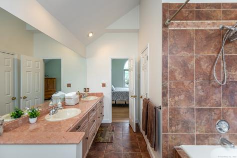 12 Cedar Vale Drive New Milford CT 06776
