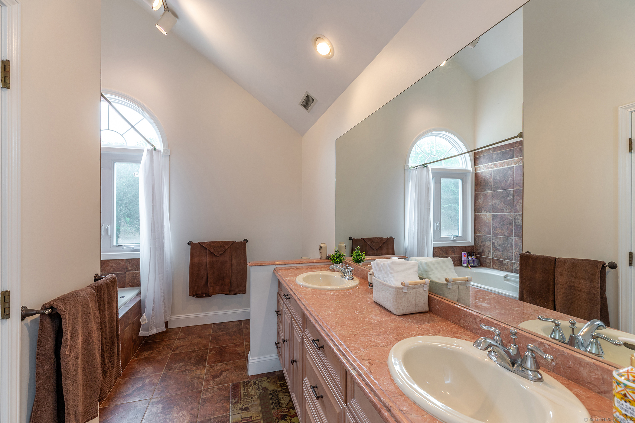 12 Cedar Vale Drive New Milford CT 06776