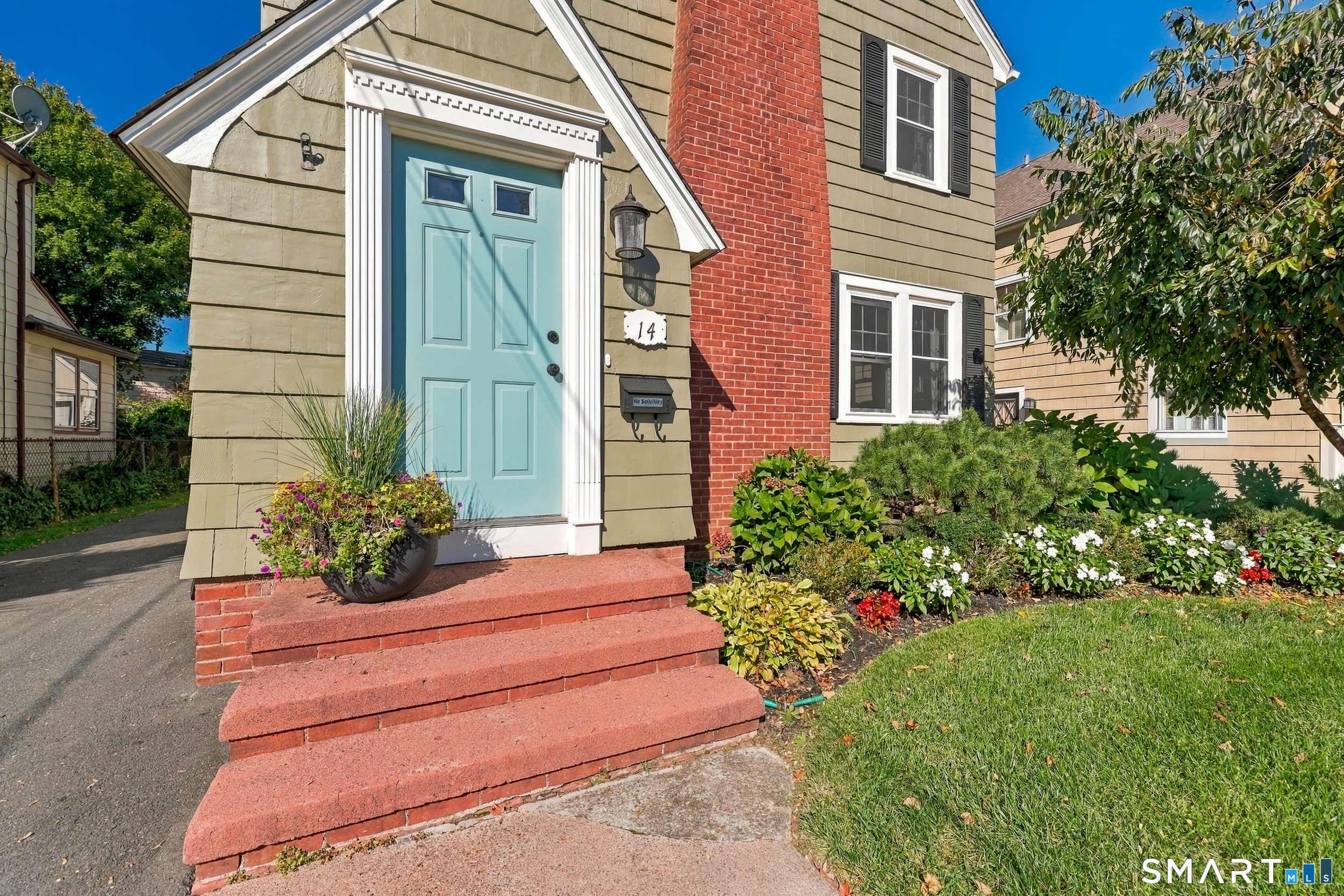 14 Dante Place Hamden CT 06514
