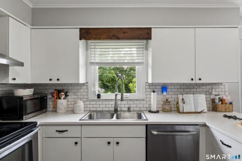 132 Luther Drive Southbury CT 06488