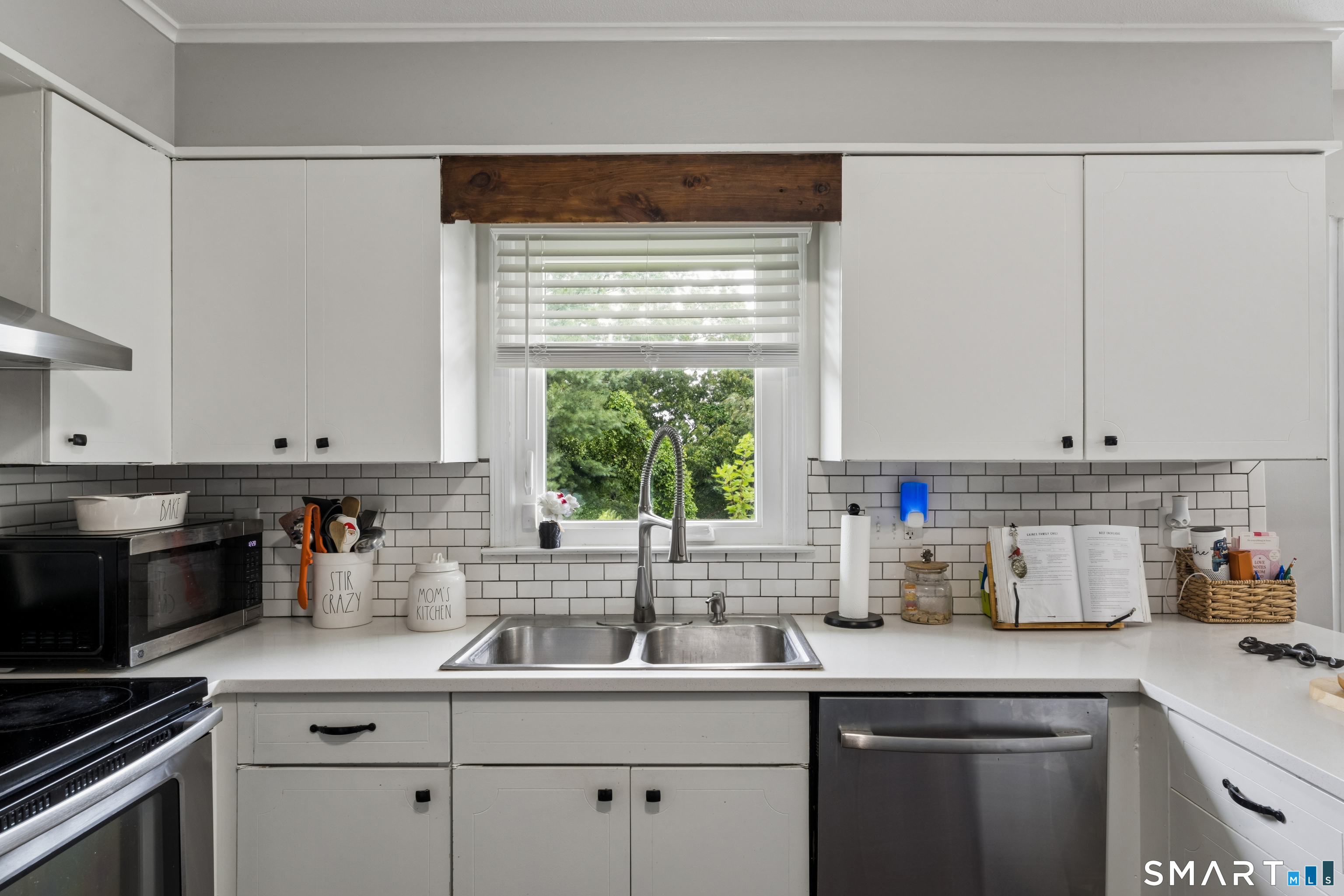 132 Luther Drive Southbury CT 06488