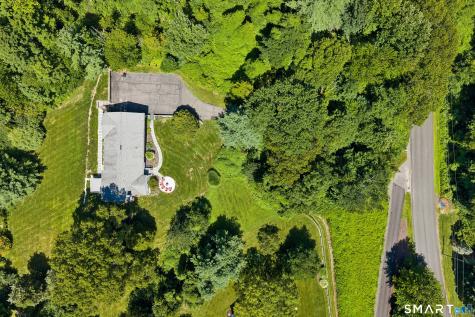 132 Luther Drive Southbury CT 06488