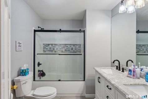 132 Luther Drive Southbury CT 06488