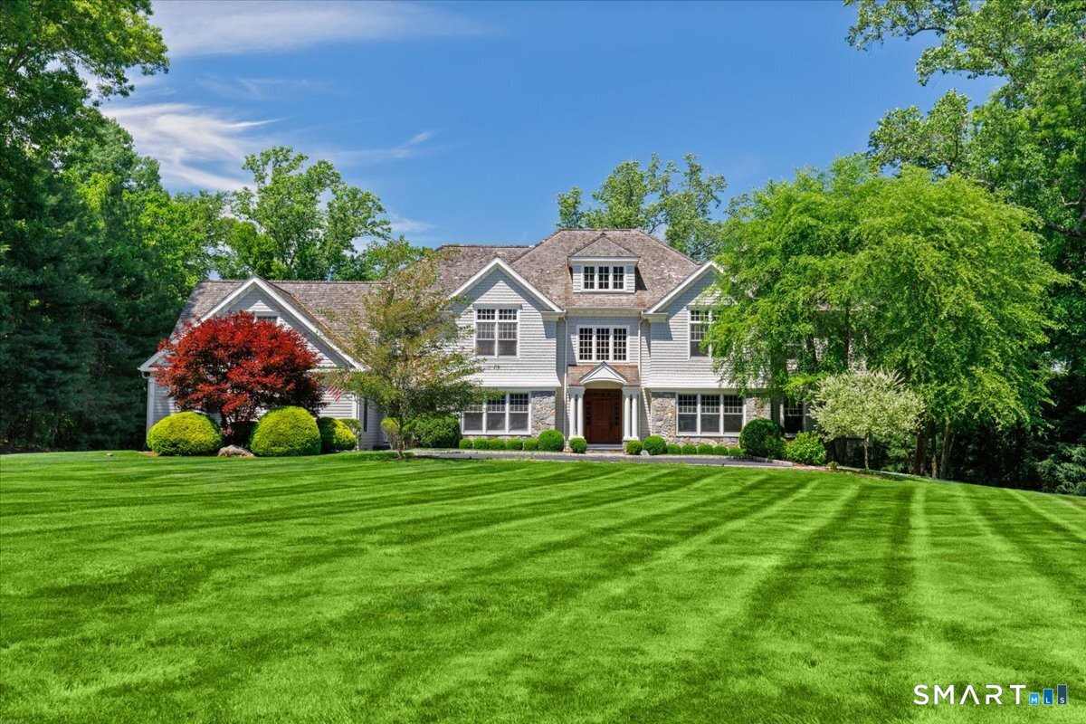 25 Adams Lane New Canaan CT 06840