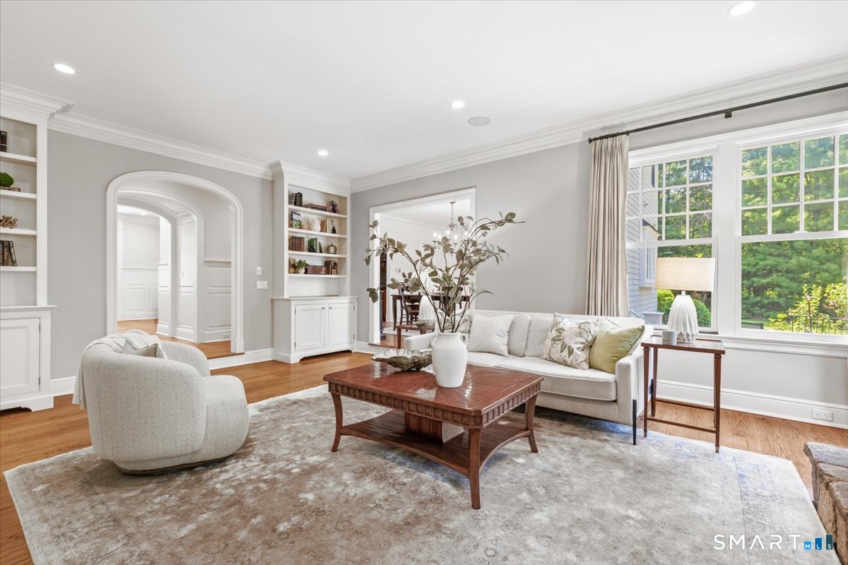 25 Adams Lane New Canaan CT 06840