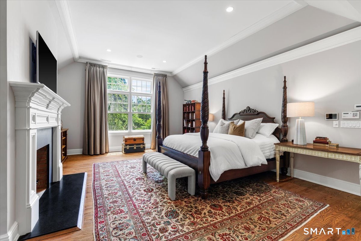 25 Adams Lane New Canaan CT 06840