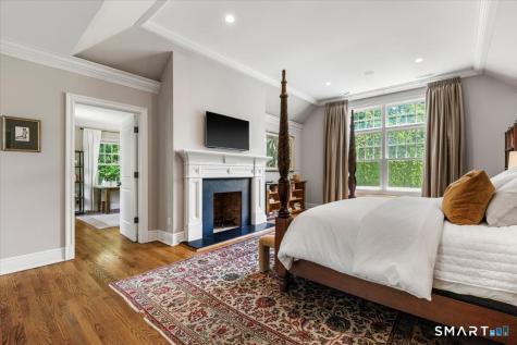 25 Adams Lane New Canaan CT 06840