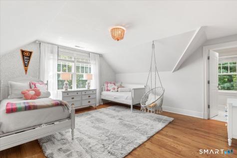 25 Adams Lane New Canaan CT 06840