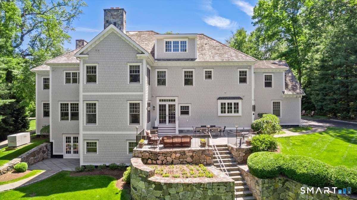 25 Adams Lane New Canaan CT 06840