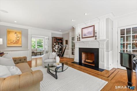 25 Adams Lane New Canaan CT 06840