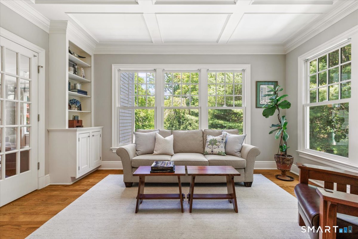 25 Adams Lane New Canaan CT 06840