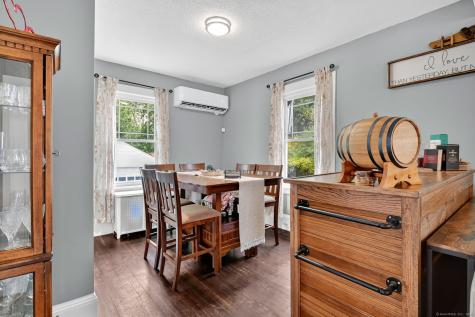 41 Delmont Street Manchester CT 06042