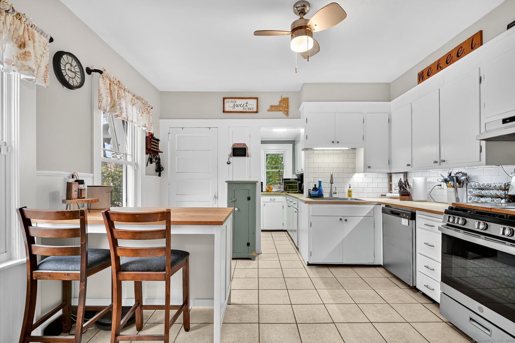 41 Delmont Street Manchester CT 06042