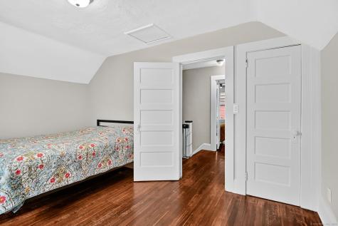 41 Delmont Street Manchester CT 06042