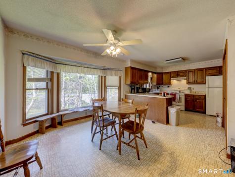 472 Community House Road Southbury CT 06488